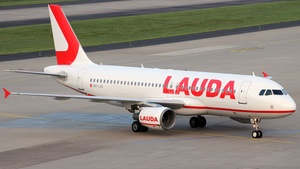 Photo of 9H-LOQ - Airbus A320-214 operated by Lauda Europe