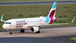 Photo of D-AIZS - Airbus A320-214 operated by Eurowings