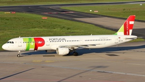 Photo of CS-TJF - Airbus A321-211 operated by TAP Air Portugal