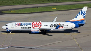 Photo of D-ASXB - Boeing 737-8Z9 operated by SunExpress Germany