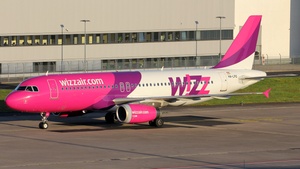 Photo of HA-LPQ - Airbus A320-232 operated by Wizz Air