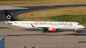 Photo of OE-LWH - Embraer ERJ-195LR operated by Austrian Airlines