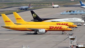 Photo of G-BMRF - Boeing 757-236(SF) operated by DHL Air