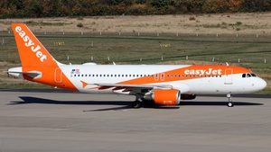 Photo of OE-IZU - Airbus A320-214 operated by easyJet Europe