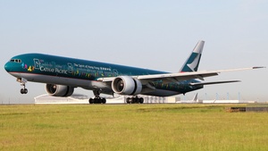 Photo of B-KPB - Boeing 777-367(ER) operated by Cathay Pacific Airways