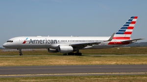 Photo of N178AA - Boeing 757-223 operated by American Airlines