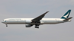 Photo of B-KQE - Boeing 777-367(ER) operated by Cathay Pacific Airways