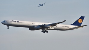 Photo of D-AIHY - Airbus A340-642 operated by Lufthansa