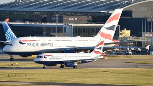 Photo of G-XLEH - Airbus A380-841 operated by British Airways