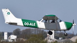 Photo of OO-ALE - Reims-Cessna F172M Skyhawk operated by Royal Aéro Para Club de Spa