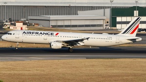 Photo of F-GTAK - Airbus A321-212 operated by Air France