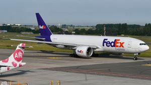 Photo of N854FD - Boeing 777-FS2 operated by FedEx