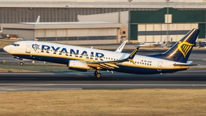 Photo of 9H-QAM - Boeing 737-8AS operated by Ryanair (opb Malta Air)