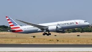 Photo of N821AN - Boeing 787-9 Dreamliner operated by American Airlines