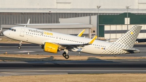 Photo of EC-NDC - Airbus A320-271N operated by Vueling