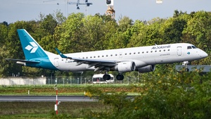 Photo of I-JENH - Embraer ERJ-190LR operated by Air Dolomiti