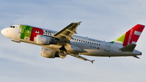 Photo of CS-TTR - Airbus A319-112 operated by TAP Air Portugal