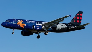 OO-SNJ - Airbus A320-214
