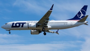 Photo of SP-LVA - Boeing 737 MAX 8 operated by LOT Polish Airlines