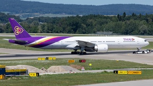 Photo of HS-TKM - Boeing 777-3AL(ER) operated by Thai Airways International