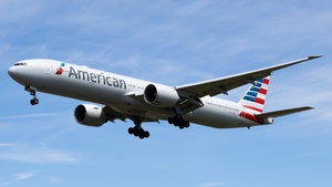 Photo of N717AN - Boeing 777-323(ER) operated by American Airlines