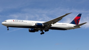Photo of N827MH - Boeing 767-432(ER) operated by Delta Air Lines