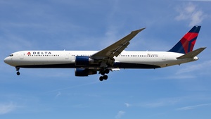 Photo of N839MH - Boeing 767-432(ER) operated by Delta Air Lines
