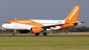 Photo of OE-LQE - Airbus A319-111 operated by easyJet Europe