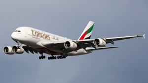 Photo of A6-EOV - Airbus A380-861 operated by Emirates