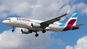 Photo of D-AEWN - Airbus A320-214 operated by Eurowings