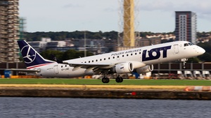 Photo of SP-LMD - Embraer ERJ-190STD operated by LOT Polish Airlines