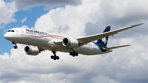 Photo of XA-DHN - Boeing 787-9 Dreamliner operated by Aeroméxico
