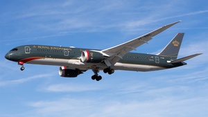Photo of JY-RBC - Boeing 787-9 Dreamliner operated by Royal Jordanian Airlines