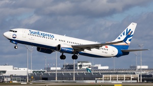 Photo of TC-SEU - Boeing 737-8HC operated by SunExpress