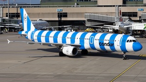 Photo of D-ATCA - Airbus A321-211 operated by Condor