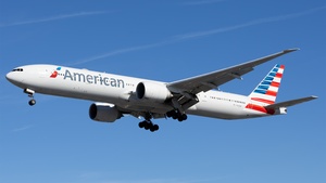 Photo of N729AN - Boeing 777-323(ER) operated by American Airlines