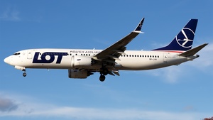 Photo of SP-LVH - Boeing 737 MAX 8 operated by LOT Polish Airlines