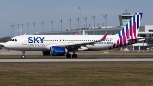 Photo of SX-CRE - Airbus A320-251N operated by Sky Express