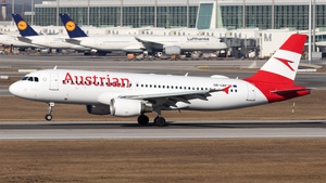 Photo of OE-LBP - Airbus A320-214 operated by Austrian Airlines