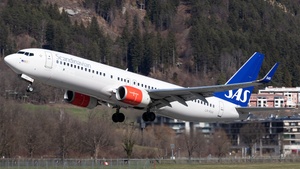 Photo of LN-RGH - Boeing 737-86N operated by SAS Scandinavian Airlines