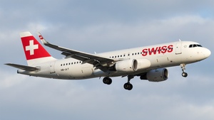 Photo of HB-JLT - Airbus A320-214 operated by Swiss International Air Lines