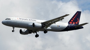 Photo of OO-SNH - Airbus A320-214 operated by Brussels Airlines