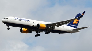 Photo of TF-ISW - Boeing 767-319(ER) operated by Icelandair