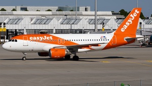 Photo of OE-LQG - Airbus A319-111 operated by easyJet Europe