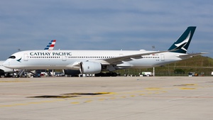 Photo of B-LRI - Airbus A350-941 operated by Cathay Pacific Airways