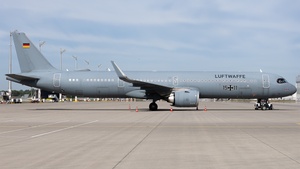 Photo with serial 10528 - Airbus A321-251NX