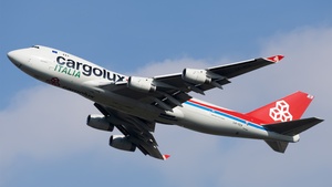 Photo of LX-YCV - Boeing 747-4R7F operated by Cargolux Italia