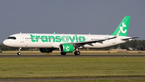 Photo of PH-YHF - Airbus A321-252NX operated by Transavia