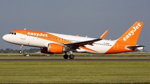 Photo of G-UZHV - Airbus A320-251N operated by easyJet