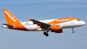 Photo of OE-LQN - Airbus A319-111 operated by easyJet Europe
